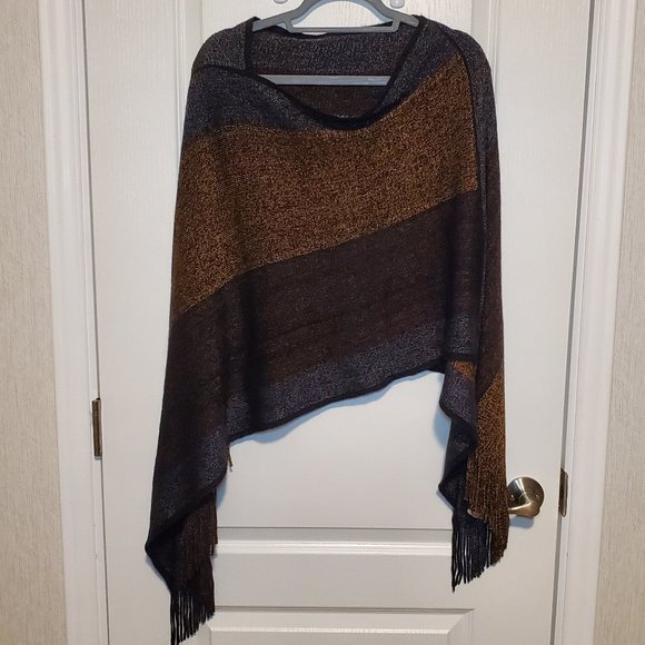 Sweaters - NWOT Flowy Boho Drape Sweater Poncho Cape ONE SIZE Boat Neck Design